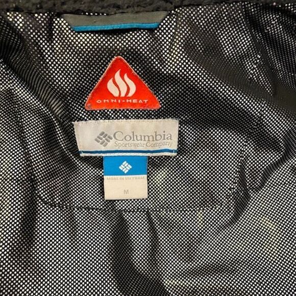 Columbia | Women’s Hooded Omni Heat Belted Coat - Picture 9 of 11